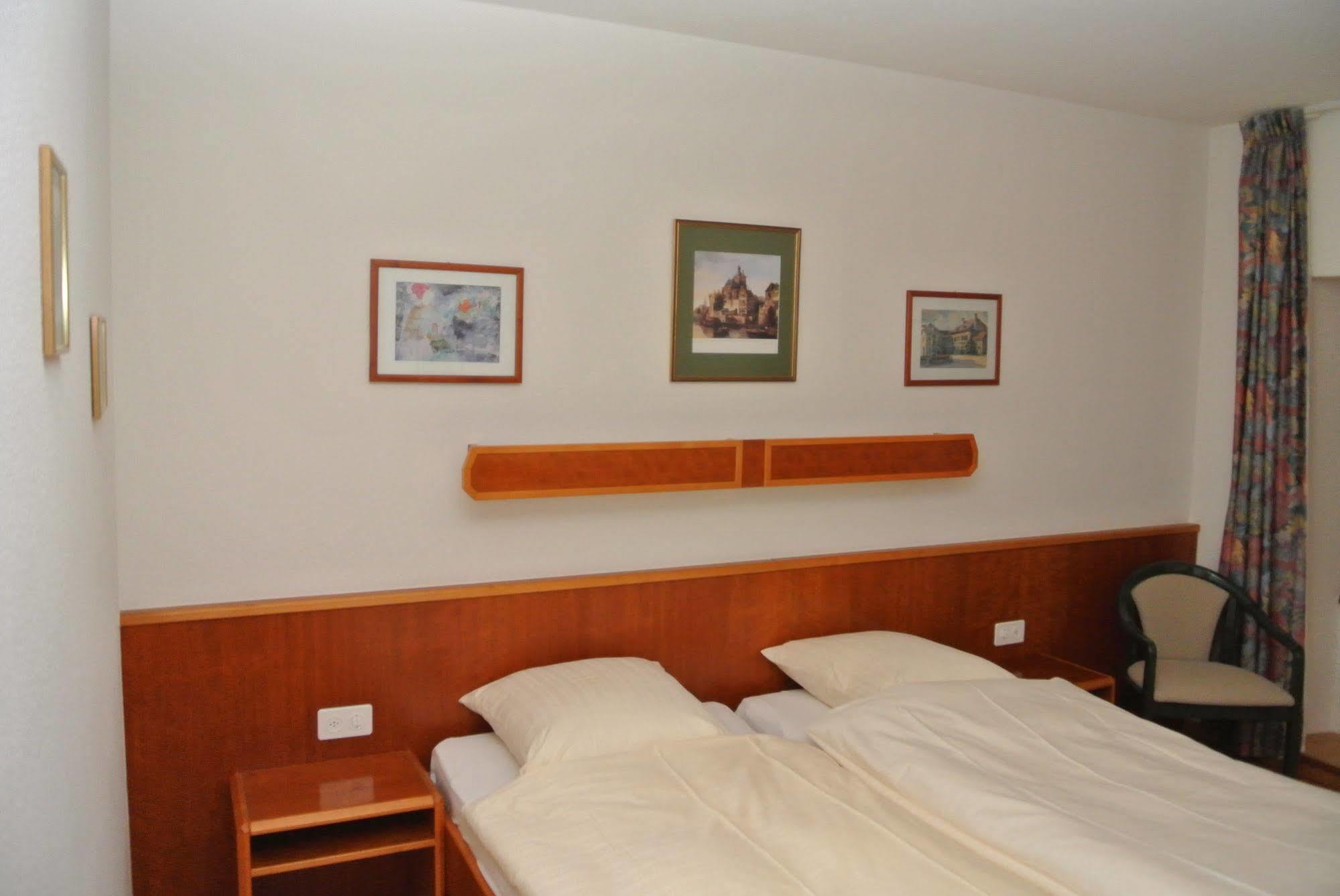 Auberge De La Reunion Коенсен Экстерьер фото